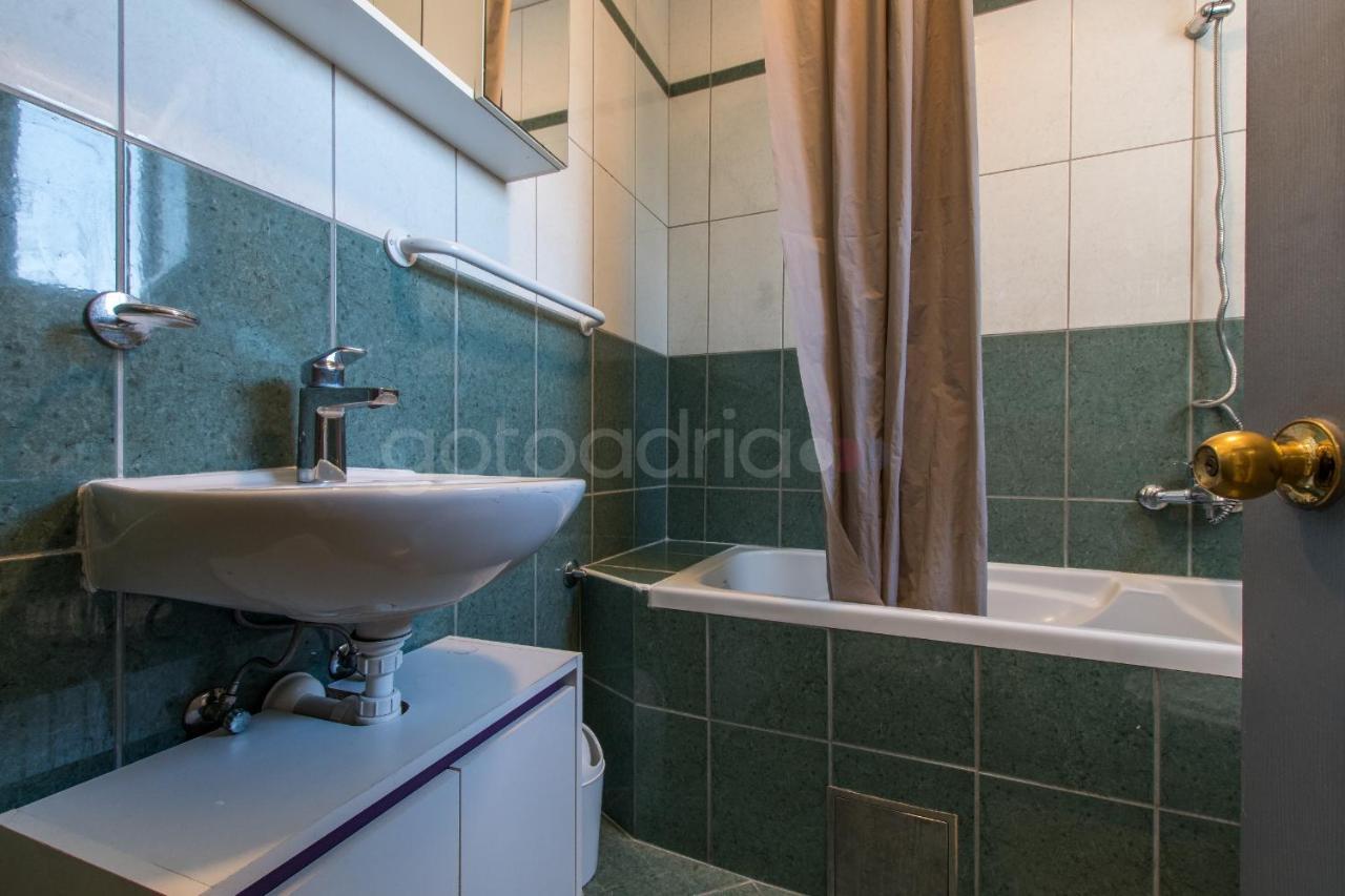 Apartment Vesna With Balcony & Free Parking Makarska Extérieur photo