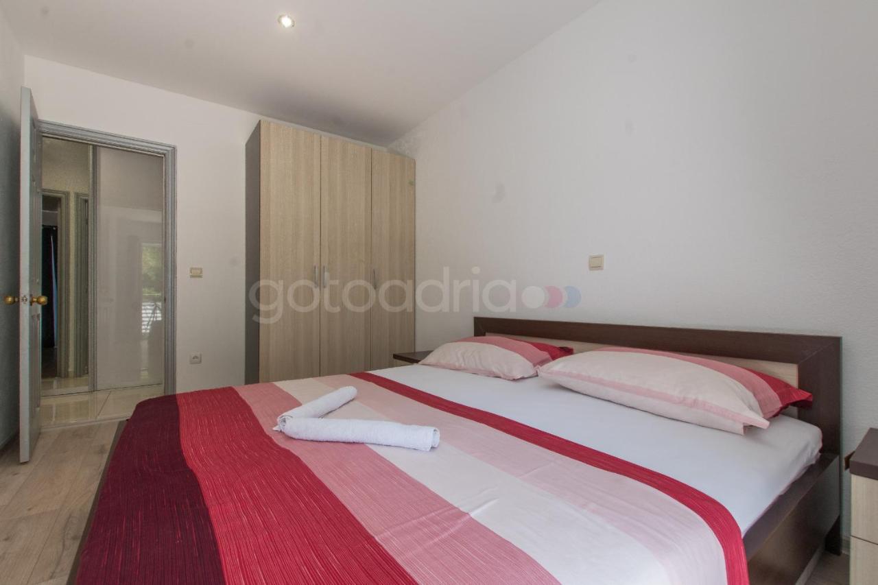 Apartment Vesna With Balcony & Free Parking Makarska Extérieur photo